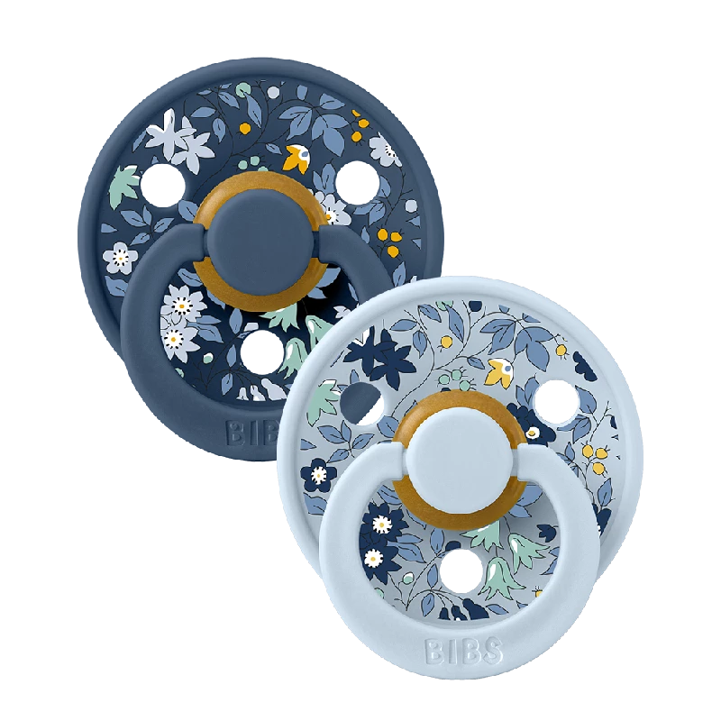 X Liberty Colour   Str 1   Chamomile Lawn Baby Blue Mix fra Bibs