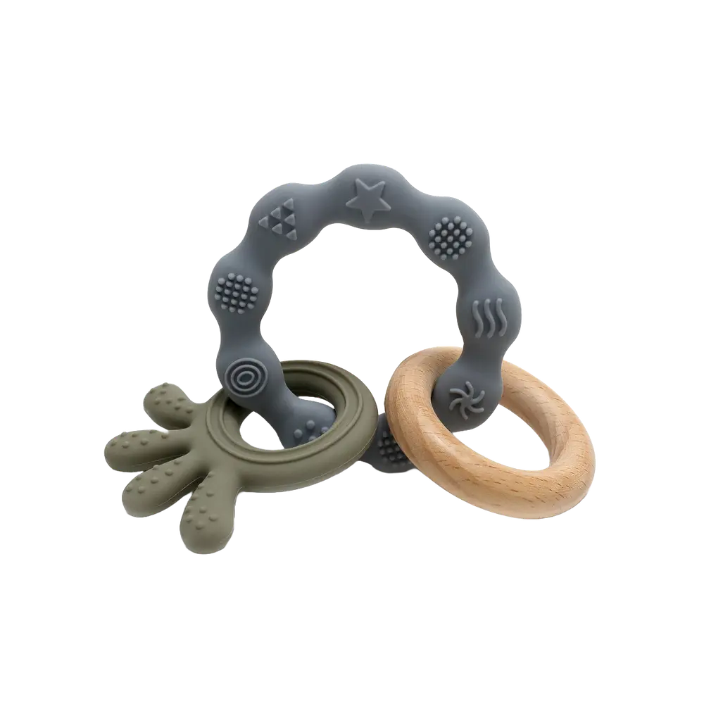 Biderangle I Silikone Med Blæksprutte Og Træ Vedhæng fra Magni