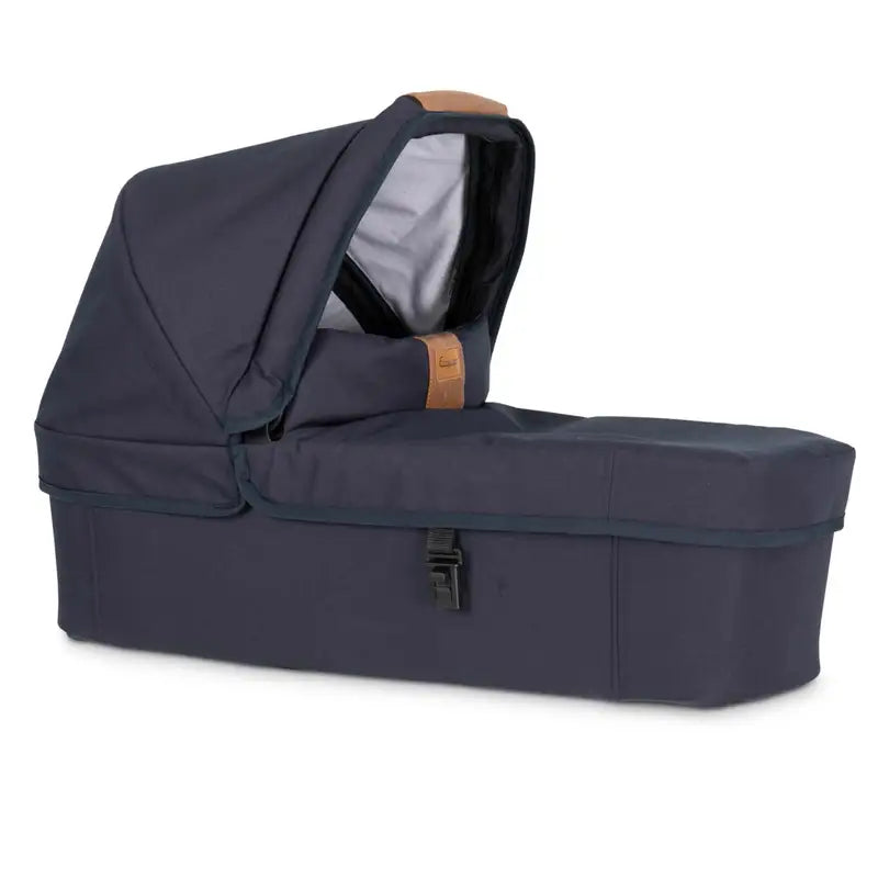 Babylift Outdoor Navy fra Emmaljunga