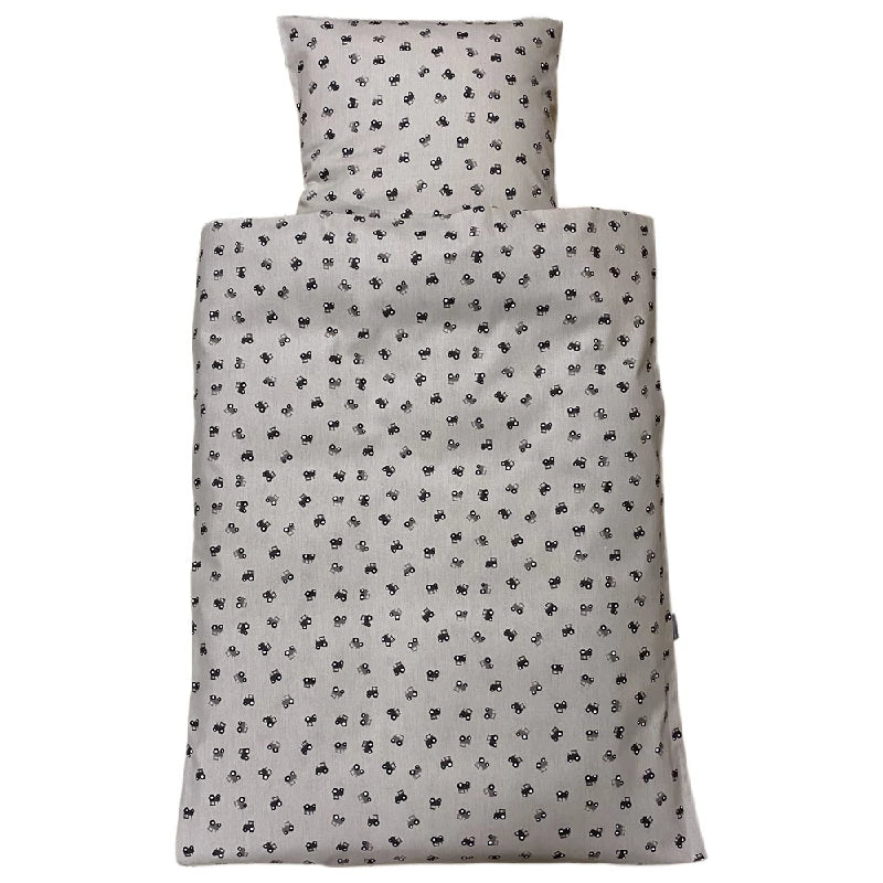 Baby Sengelinned   Dess. 1166 Beige Brune Traktorer fra Nørgaard Madsen