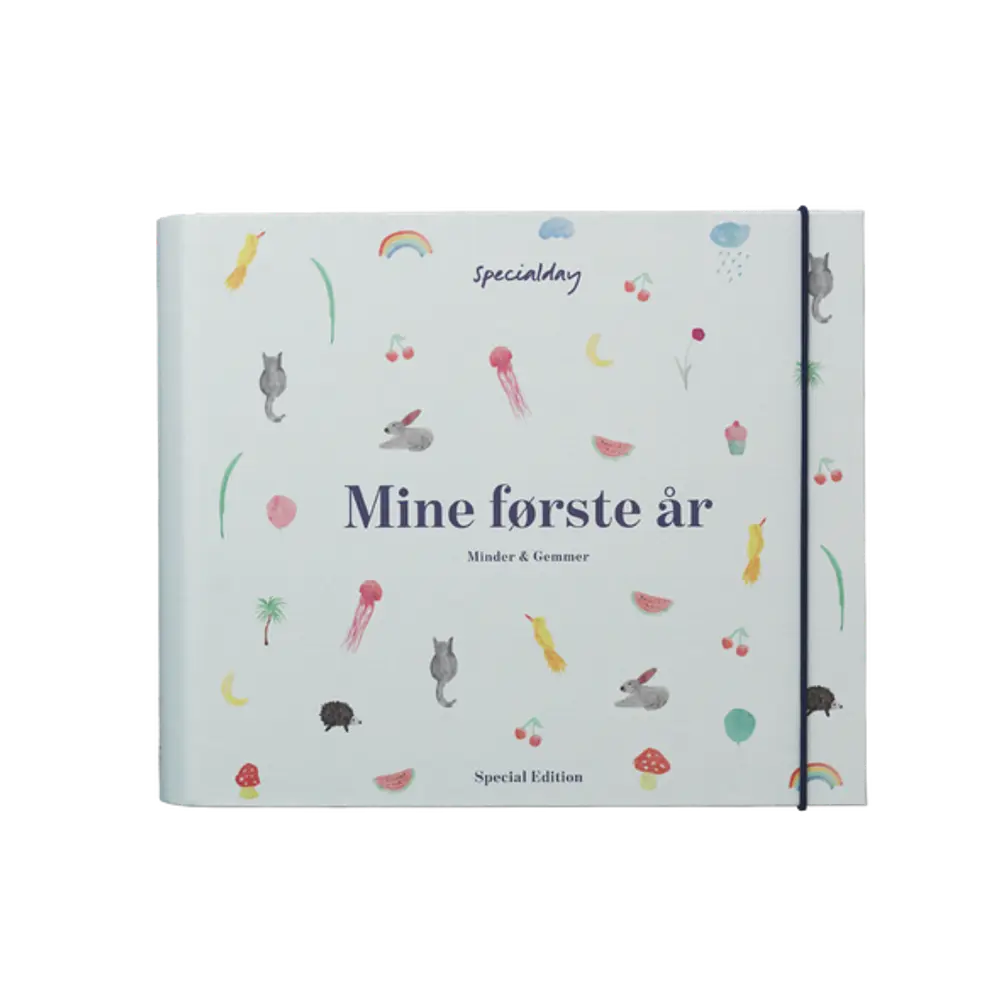 Mine Første År - Minder og Gemmer Scrapbog i Blå