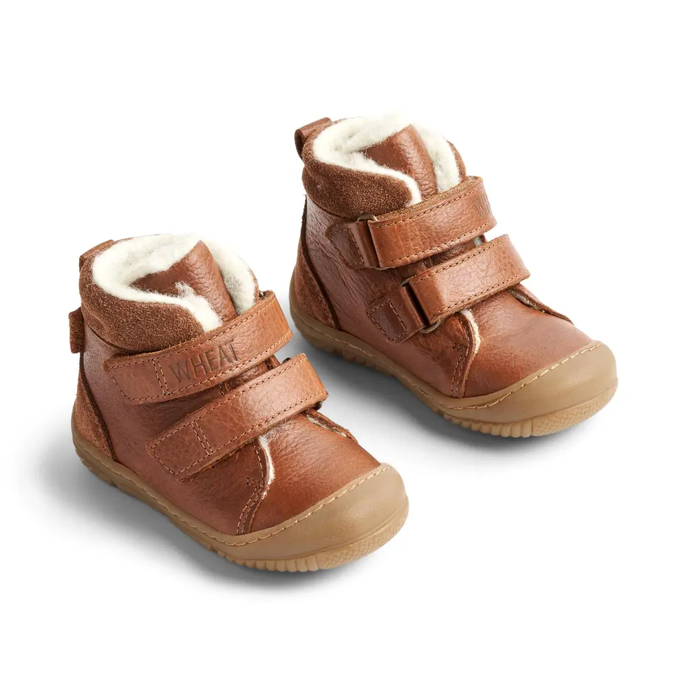 Vinterstøvle Snug Tex   Cognac   25 fra Wheat
