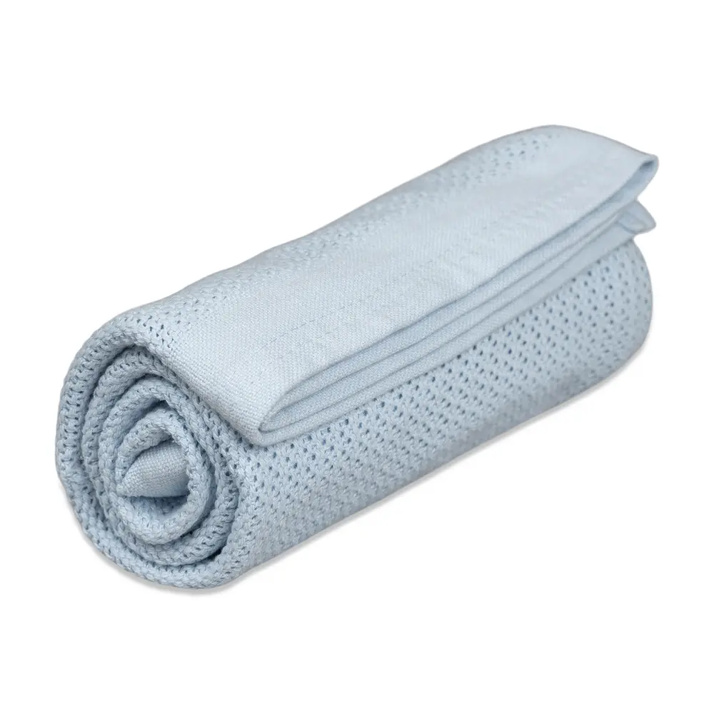 Striktæppe i Lyseblå Bomuld fra Vinter & Bloom