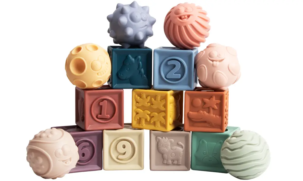 Babymassage Sæt Med Stableklodser 15 Stk fra Magni