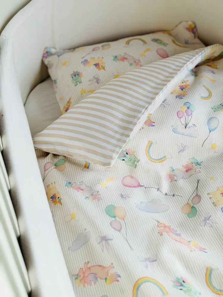 Baby Sengetøj, Unicorn Rose Beige 70x100 Cm fra All By Voss