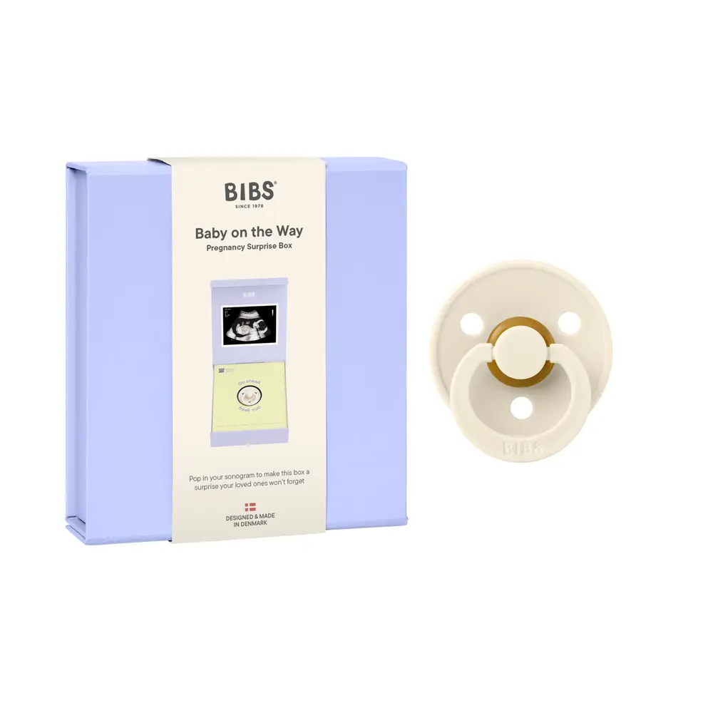 Gave Sæt Baby On The Way Latex Size 1 Ivory fra Bibs