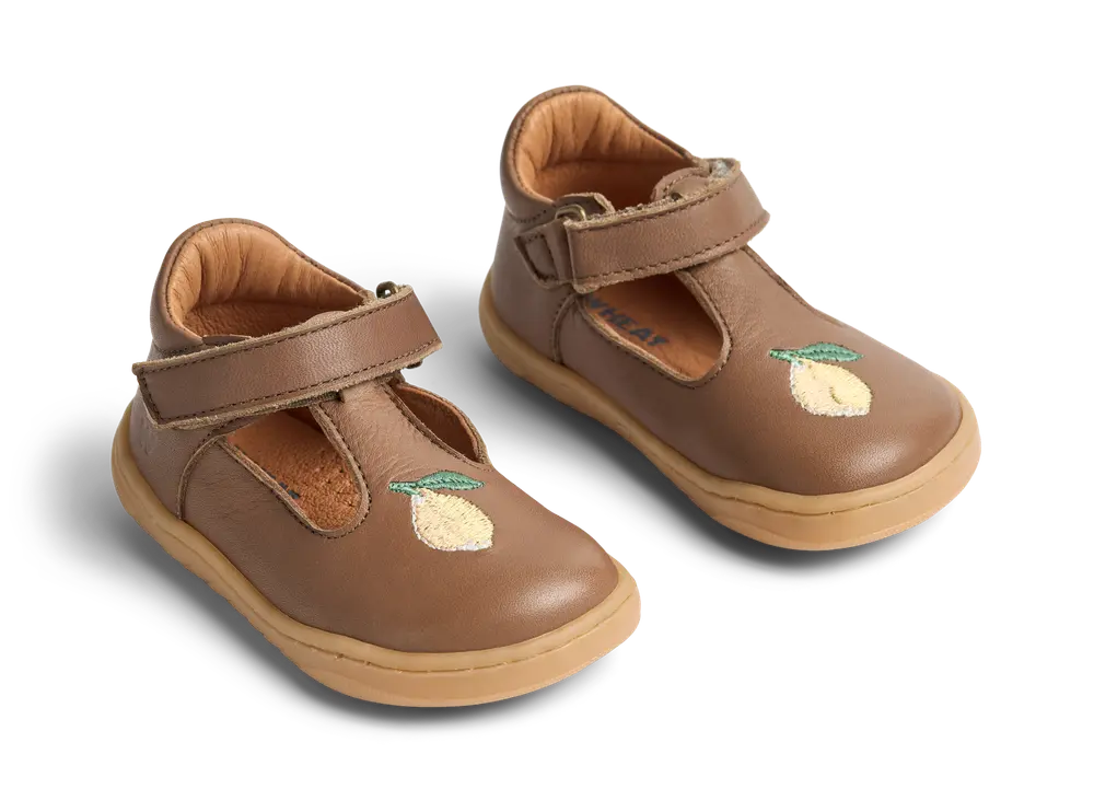Sinne Mary Jane Barefoot Prewalker   Natural   22 fra Wheat