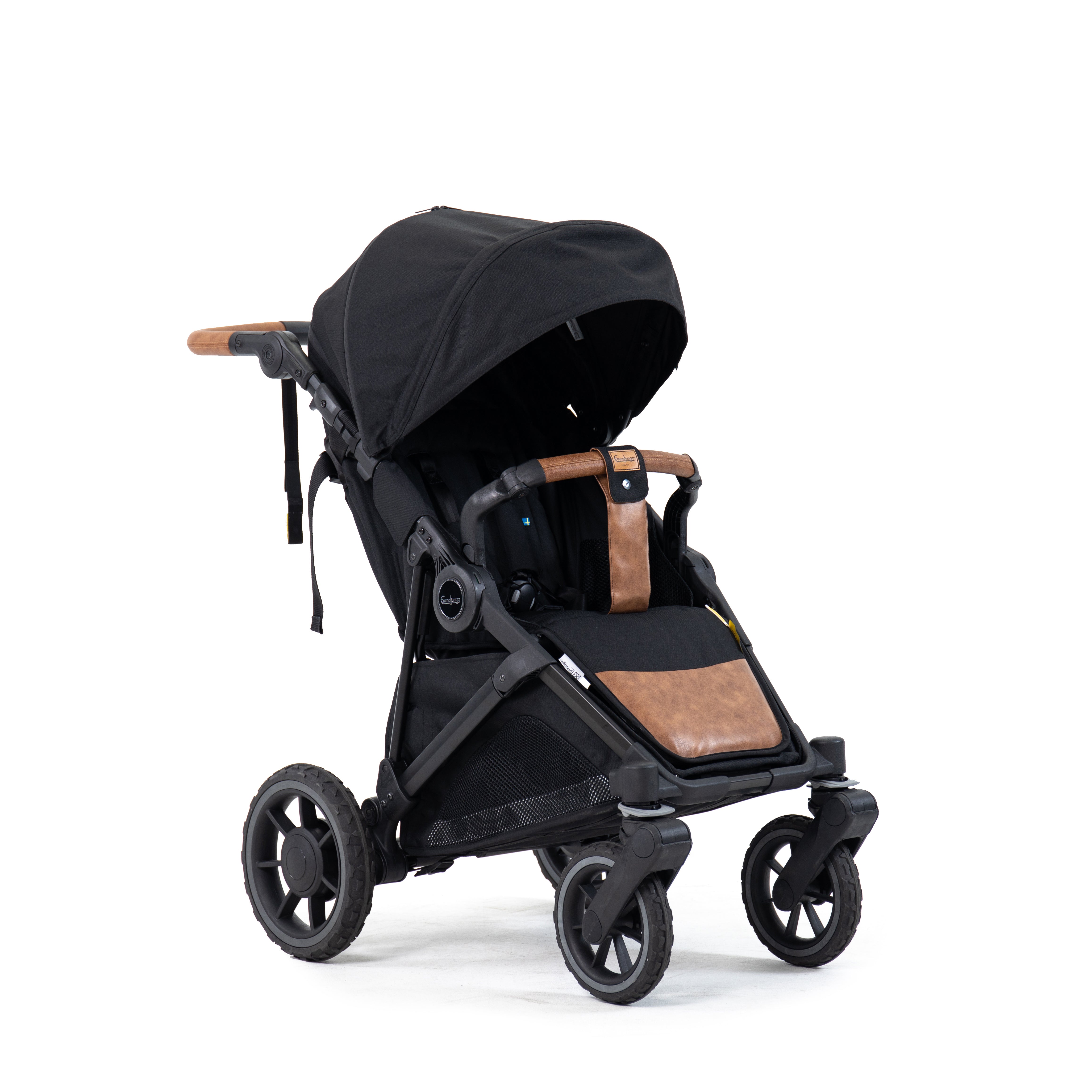 Sonic Klapvogn   Outdoor Black fra Emmaljunga