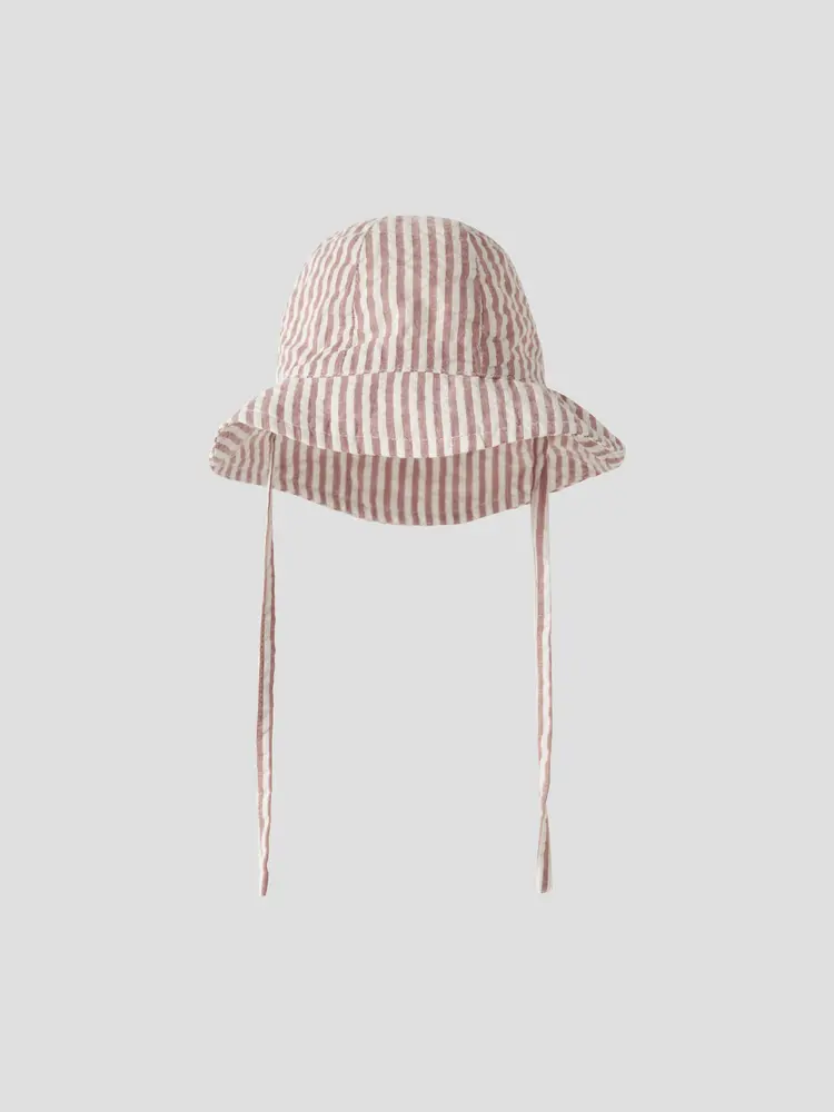Hipe Sommerhat   Mocha Mousse   34 39 fra Name It