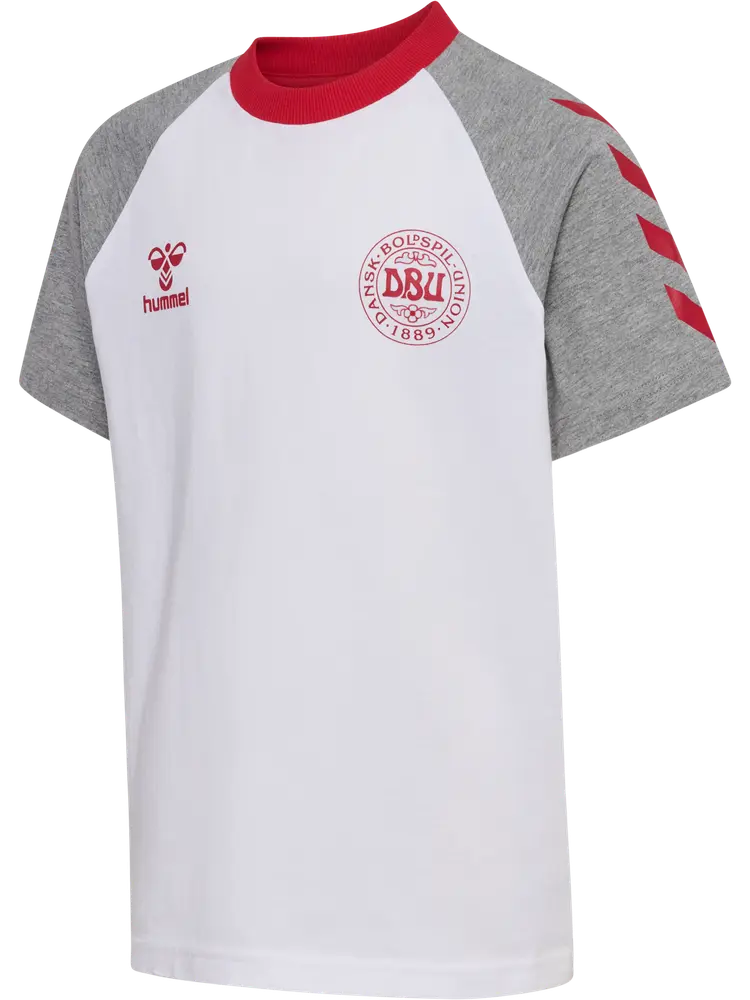 Jr Reg Dbu T Shirt   White   110 116 fra Hummel