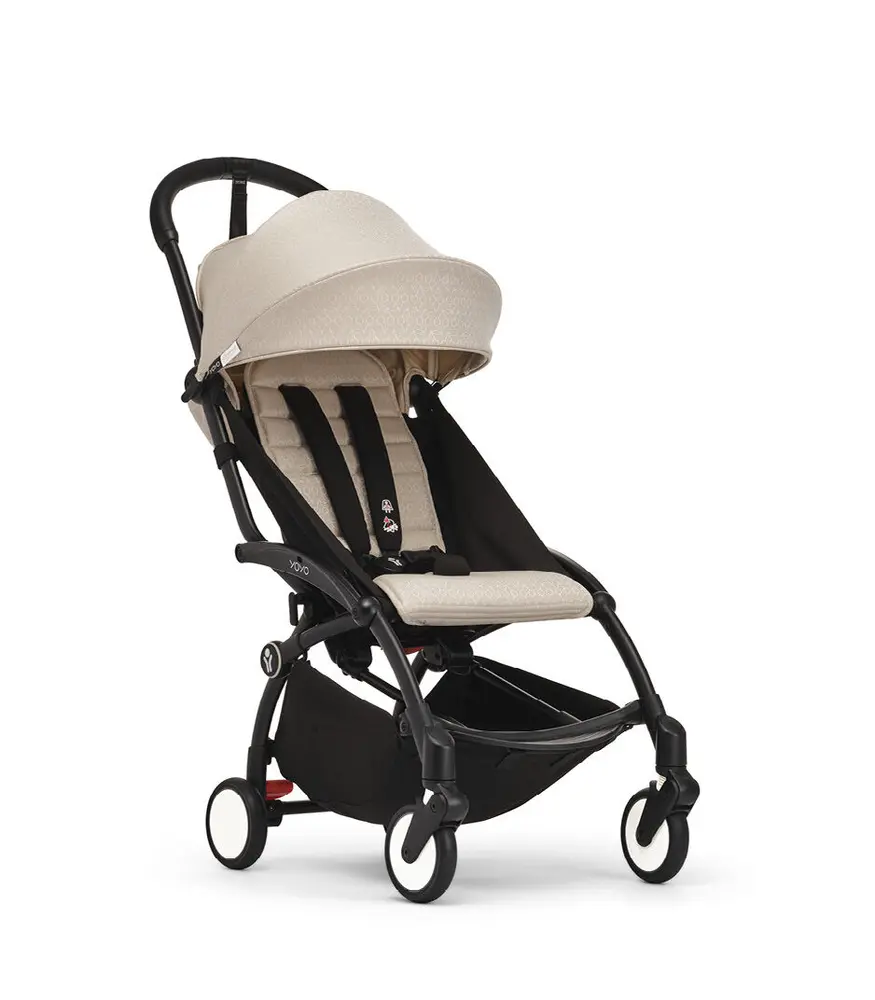 Yoyoâ³ Klapvogn   Bonpoint Beige På Sort Stel fra Stokkeâ®