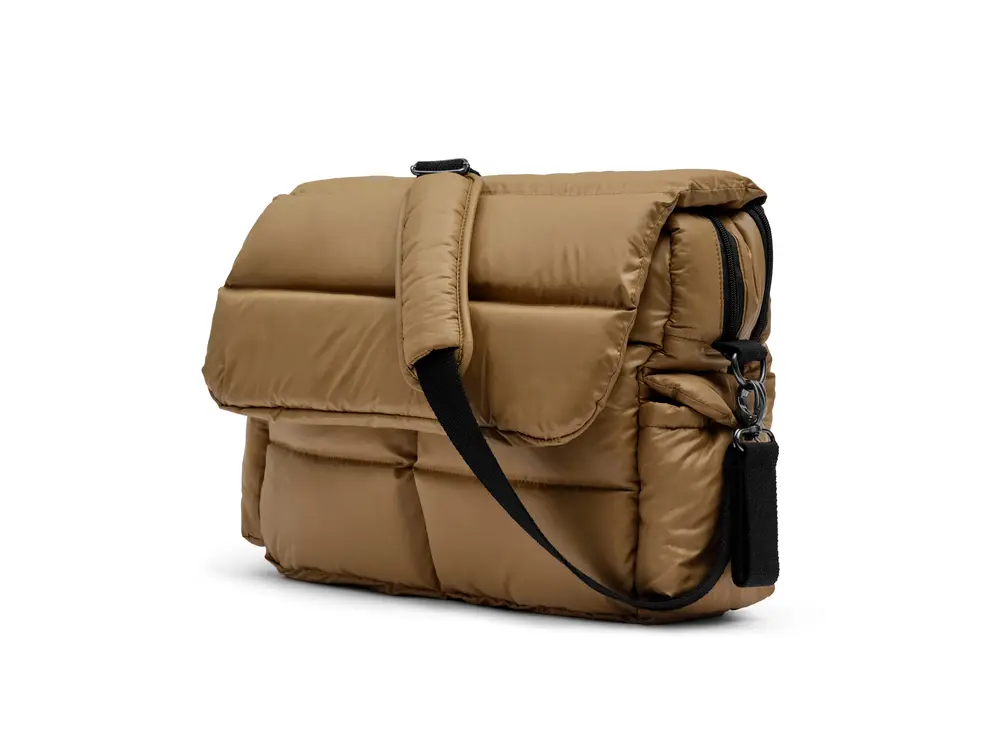 Kong Walther Pusletaske Puffer Creme fra Kongwalther