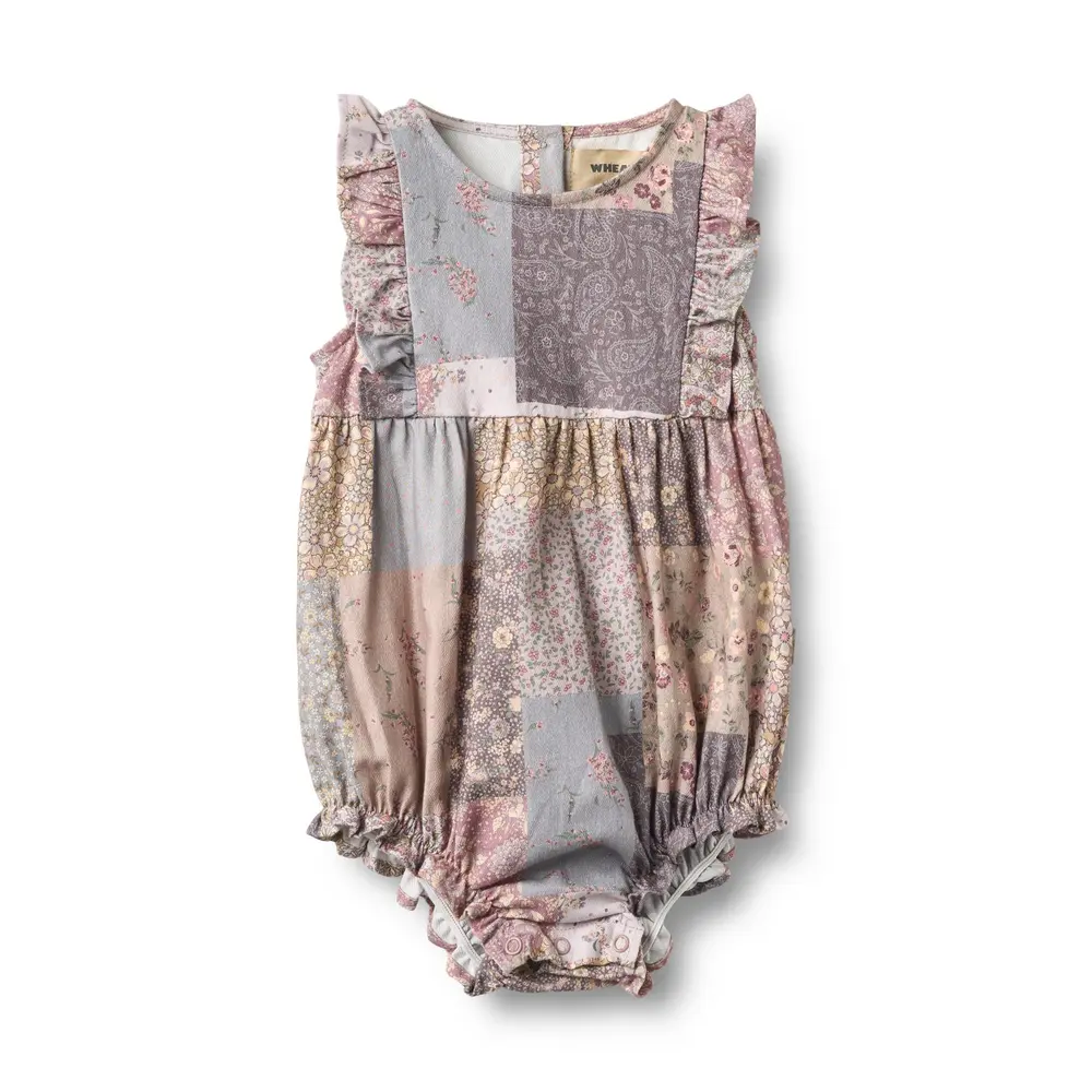 Emmaline Romper   Patchwork Flowers   92 fra Wheat