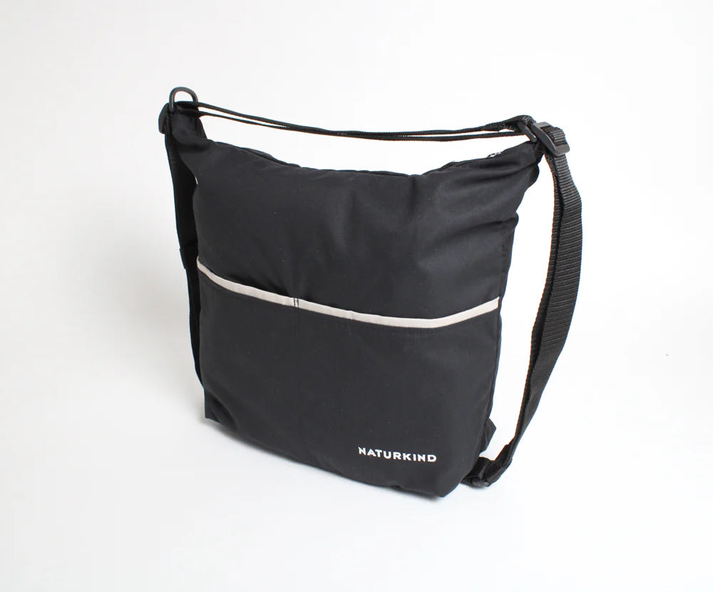 Pusletaske Midi   Black fra Naturkind