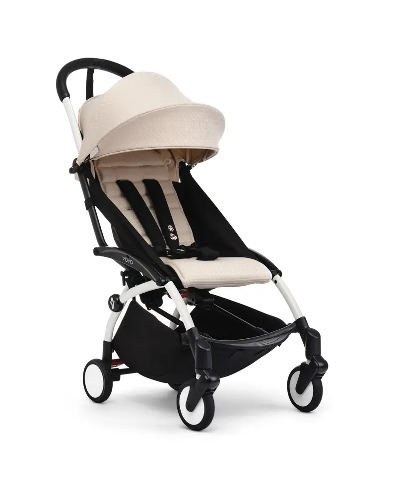 Yoyoâ³ Klapvogn   Bonpoint Beige På Hvidt Stel fra Stokkeâ®